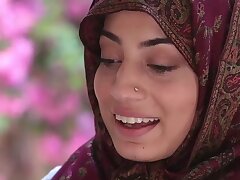Young Muslim arab whore fucked by BBC in hijab